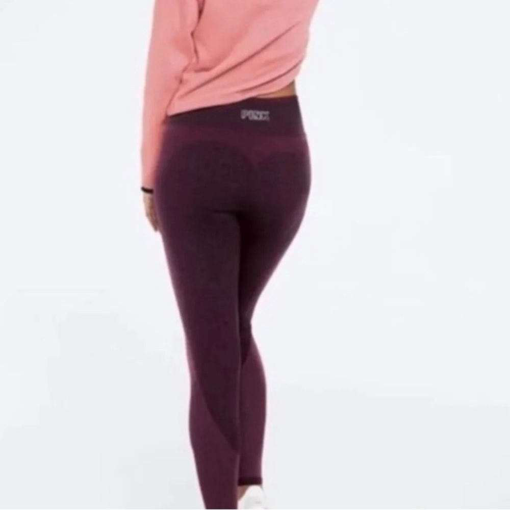 Victoria’s Secret Pink Seamless Maroon Leggings ❣️